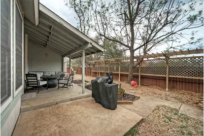 8105 Elkhorn Mountain Trail, Austin, TX 78729 - Photo 28