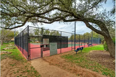 8105 Elkhorn Mountain Trail, Austin, TX 78729 - Photo 38