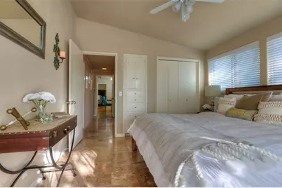 2400 Jarratt Avenue #B, Austin, TX 78703 - Photo 6