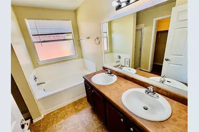 1220 Anise Drive, Austin, TX 78741 - Photo 8