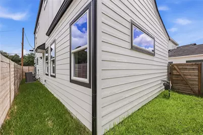 6809 Porter Street #1, Austin, TX 78741 - Photo 34
