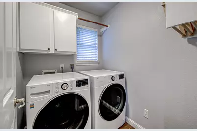 10619 Indigo Broom Loop, Austin, TX 78733 - Photo 14