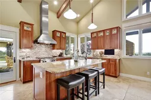 633 Trails End Rd, Johnson City, TX 78636 - Photo 12
