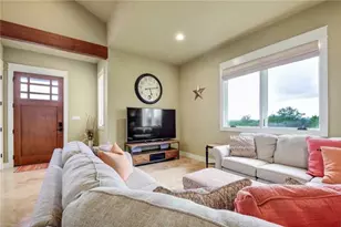 633 Trails End Rd, Johnson City, TX 78636 - Photo 8