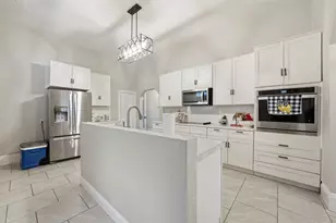 803 N 3rd St, Temple, TX 76501 - Photo 4