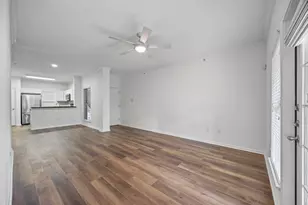 6810 Deatonhill Dr, Austin, TX 78745 - Photo 2