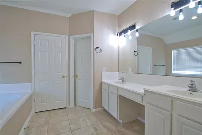13528 Oregon Flats Trail, Austin, TX 78727 - Photo 26