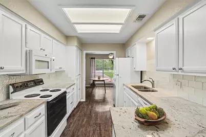110 Rockwood Pass, Georgetown, TX 78633 - Photo 10