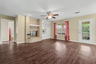 110 Rockwood Pass, Georgetown, TX 78633 - Photo 6