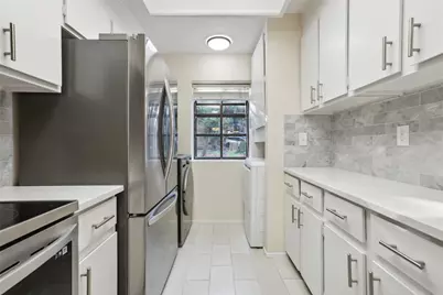 7122 Wood Hollow Drive #45, Austin, TX 78731 - Photo 12