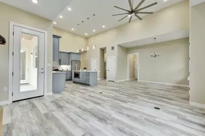 20401 Rockpark Lane, Lago Vista, TX 78645 - Photo 14