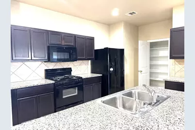 1429 Maier Drive, Pflugerville, TX 78660 - Photo 4