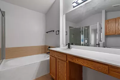 744 Fairway, Kyle, TX 78640 - Photo 16