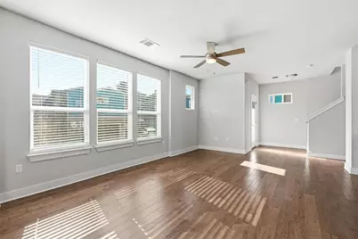 1912 Dinsdale Lane, Austin, TX 78741 - Photo 2