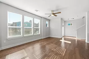 1912 Dinsdale Ln, Austin, TX 78741 - Photo 2