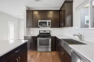 1912 Dinsdale Ln, Austin, TX 78741 - Photo 6