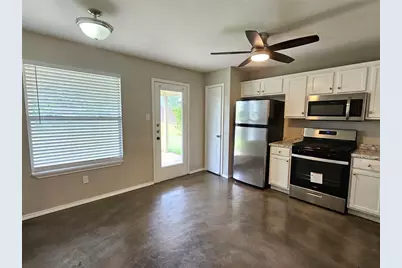 1701 Golden Sunrise Lane, Pflugerville, TX 78660 - Photo 6