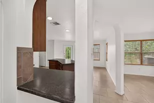 4912 Woodstock Dr, Georgetown, TX 78633 - Photo 6
