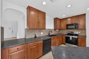 4912 Woodstock Dr, Georgetown, TX 78633 - Photo 8