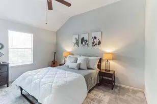 18712 Imperial Eagle Ln, Elgin, TX 78621 - Photo 14