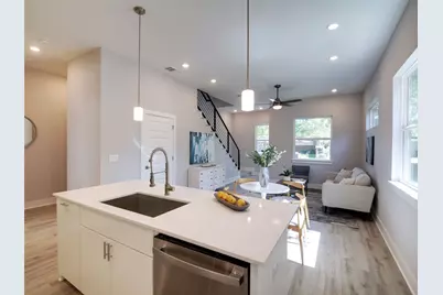 6111 Carnation Terrace #1, Austin, TX 78741 - Photo 4