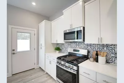 6111 Carnation Terrace #1, Austin, TX 78741 - Photo 12