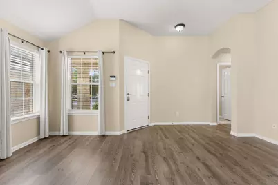1005 Blackburn Place, Round Rock, TX 78665 - Photo 4