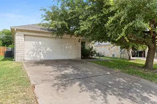 1005 Blackburn Pl, Round Rock, TX 78665 - Photo 2