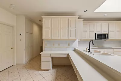 2834 Montebello Road #B11, Austin, TX 78746 - Photo 18