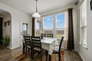 316 Carrington St, Hutto, TX 78634 - Photo 16