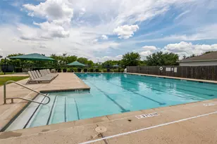 316 Carrington St, Hutto, TX 78634 - Photo 34