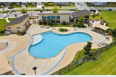 717 Bridle Creek Drive, Georgetown, TX 78626 - Photo 14