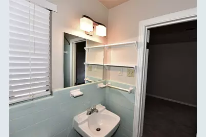 7605 Carriage Drive, Austin, TX 78752 - Photo 12