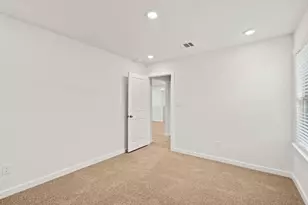 533 Bloomington Loop, Hutto, TX 78634 - Photo 26