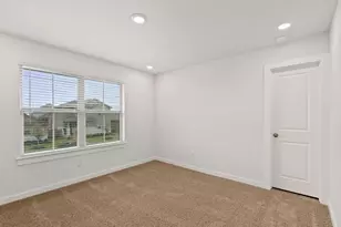 533 Bloomington Loop, Hutto, TX 78634 - Photo 22