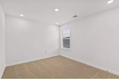 533 Bloomington Loop, Hutto, TX 78634 - Photo 28