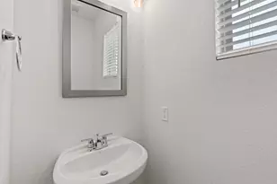 533 Bloomington Loop, Hutto, TX 78634 - Photo 24