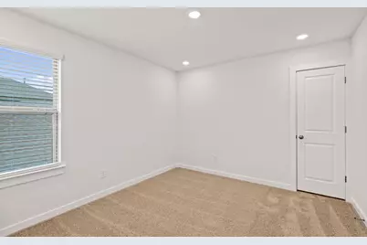 533 Bloomington Loop, Hutto, TX 78634 - Photo 22