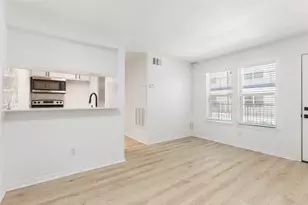 923 E 41st St, Austin, TX 78751 - Photo 4