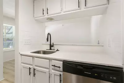 923 E 41st Street #101, Austin, TX 78751 - Photo 8