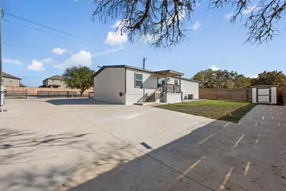 624 S Old Stagecoach Road, Kyle, TX 78640 - Photo 28