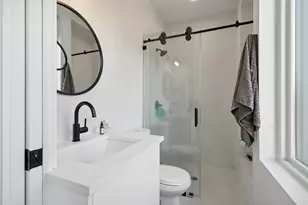 7505 Wynne Ln, Austin, TX 78745 - Photo 14