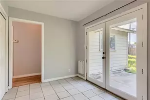 6803 Esther Dr, Austin, TX 78752 - Photo 6