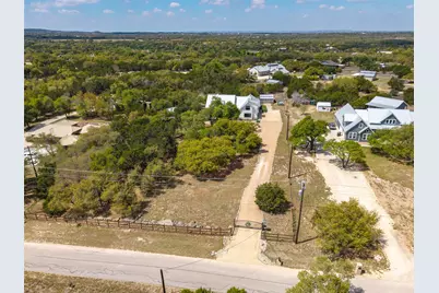 933 Beauchamp Road, Dripping Springs, TX 78620 - Photo 40
