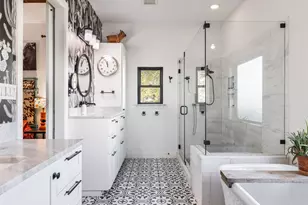 933 Beauchamp Rd, Dripping Springs, TX 78620 - Photo 22