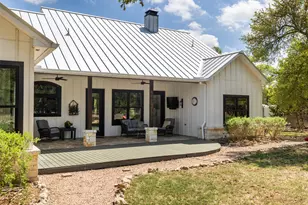 933 Beauchamp Rd, Dripping Springs, TX 78620 - Photo 34