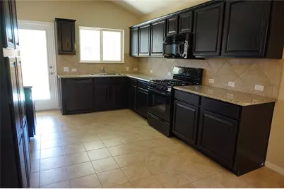1033 Britt Lane, Leander, TX 78641 - Photo 6