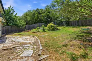 8400 Spring Valley Dr, Austin, TX 78736 - Photo 26