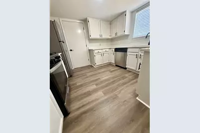 8400 Spring Valley Drive, Austin, TX 78736 - Photo 10