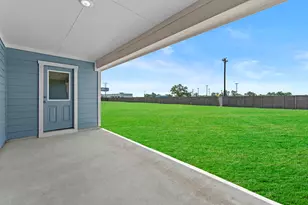 127 Union Pacific Dr, Cedar Creek, TX 78612 - Photo 30